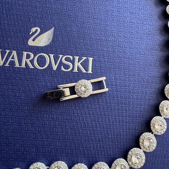 Swarovski Una Angelic necklace - Picture 4 of 5